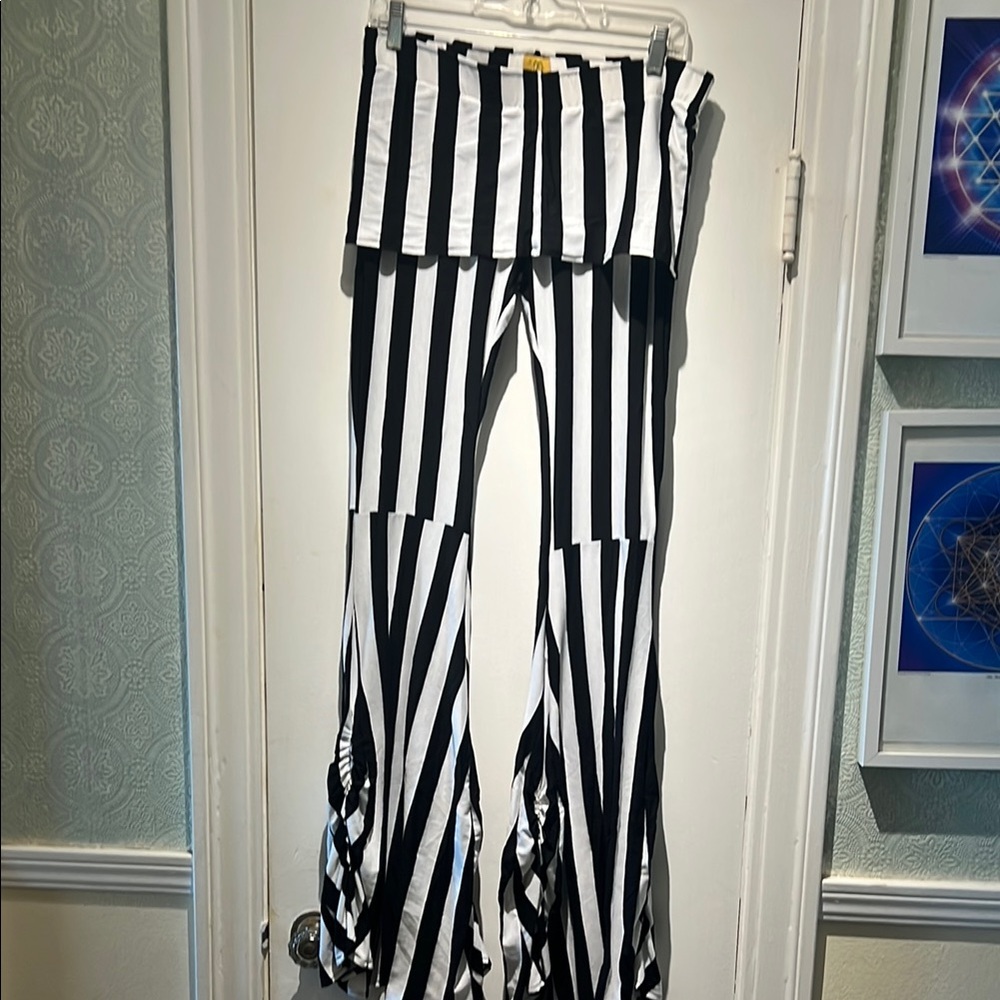 Kucoon Striped Black and White Women’s Flared Bottoms